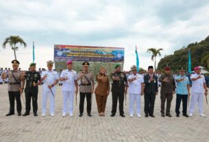 Wagub Chusnunia Hadiri Sertijab Danlanal dari Kolonel Laut (P) Zul Fahmi kepada Kolonel Laut (P) Mohammad Zizarudin