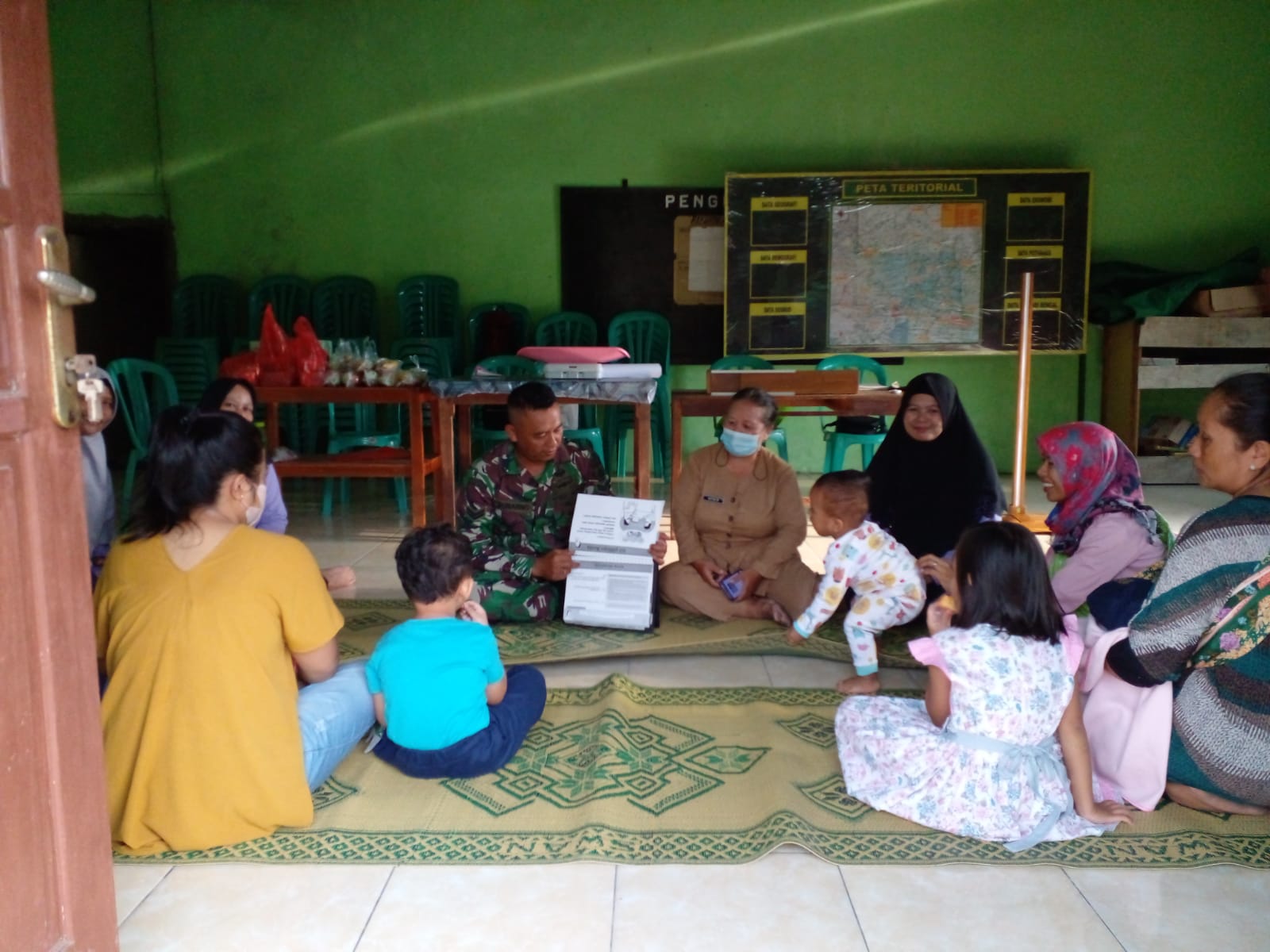 Wujudkan Balita Sehat, Babinsa Kemusu Dampingi Posyandu