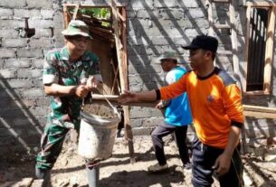 Wujudkan Rumah Layak Huni, Ini Yang Dilakukan TNI Di Manyaran Bersama Warga