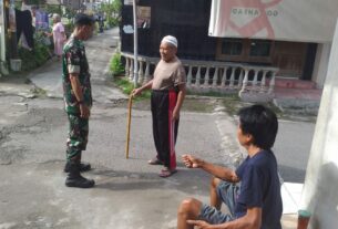 Babinsa Serengan Ajak Warganya Hidup Rukun & Saling Tolong Menolong