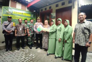 Danramil 03 Serengan Serahkan Kunci Rumah Program Bedah rumah