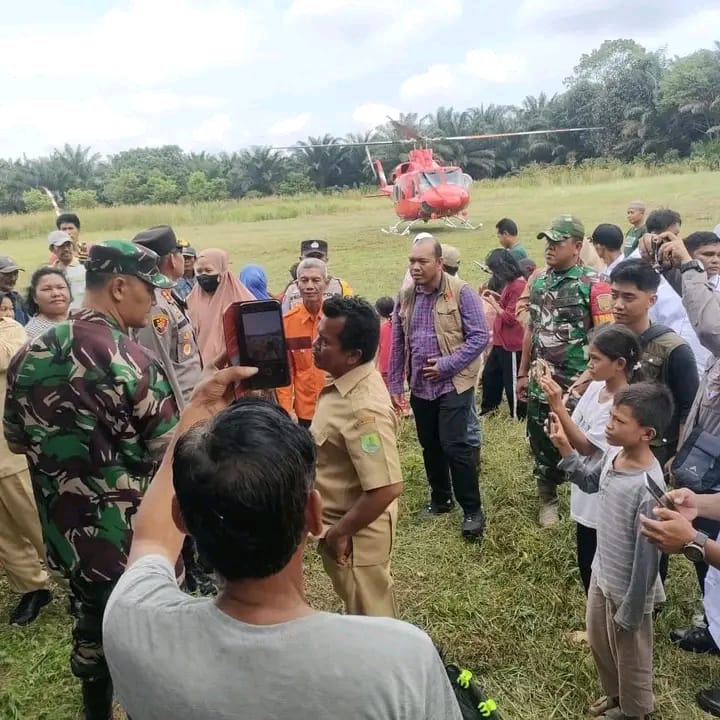 Hari Pertama Libur, Dandim 0401/Muba Meninjau Kesiap Siagaan Karhutbunlah di Desa Muara Medak