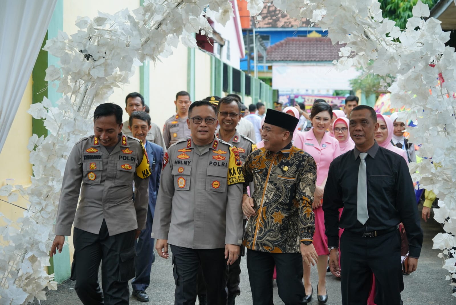 Irjen Pol. Helmy Santika Anjangsana Ke SMA Kemala Bhayangkari Kotabumi