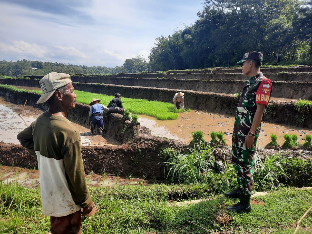 Komunikasi Sosial Senjata Paling Ampuh Seorang Babinsa Diwilayah