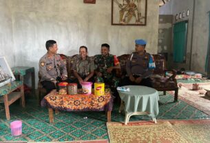 Sinergitas TNI-Polri Karangtengah Jaga Kamtibmas, Melalui Komsos Dengan Warga