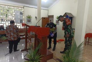 Sinergitas TNI-Polri Nguntoronadi Dalam Pengamanan Kebaktian Paskah