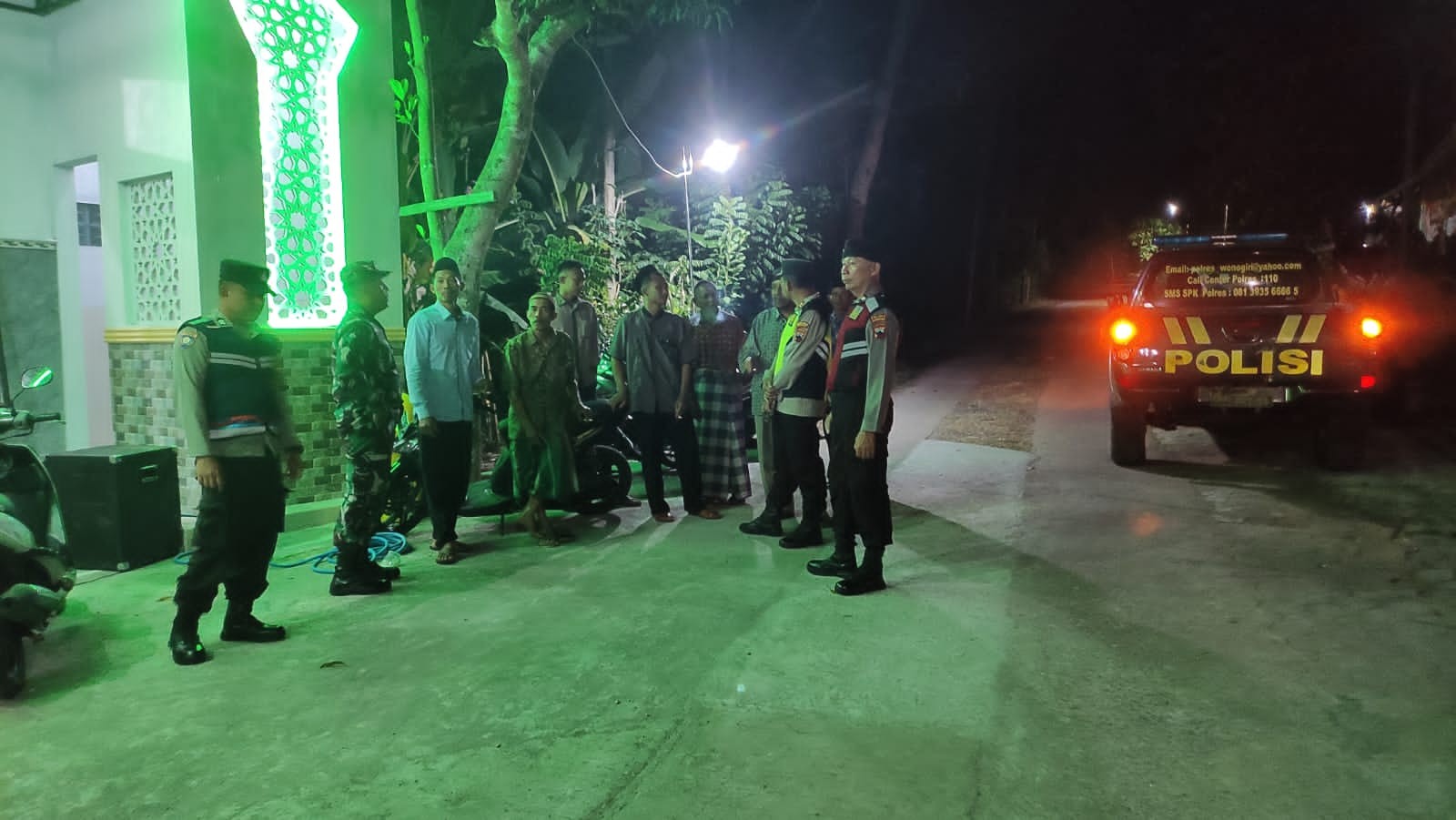 TNI-Polri Di Puhpelem Laksanakan Patroli Gabungan Malam Takbir Idul Fitri 1444 H
