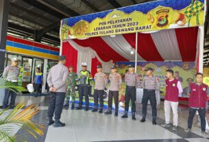 Wujud Sinergitas, Pos Yan Ketupat Krakatau 2023 Rest Area 215 B Laksanakan Apel Pagi Bersama TNI-POLRI.