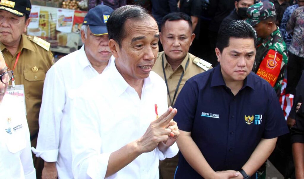 Bupati Lampung Selatan Dampingi Presiden Republik Indonesia Joko Widodo Saat Mengunjungi Pasar Natar