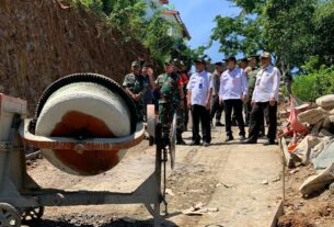 Dandim Beserta Rombongan Tinjau Langsung Progres TMMD Sengkuyung Tahap I Desa Golo