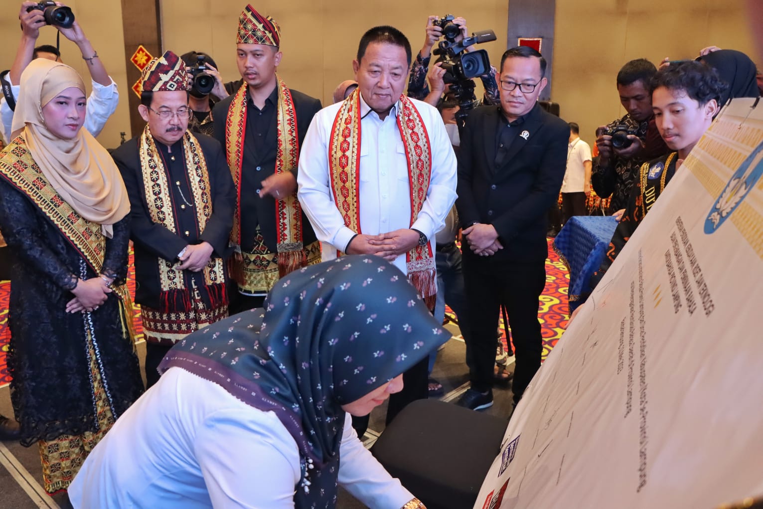 Gubernur Arinal Djunaidi Buka Rapat Koordinasi Mitra Kerja Revitalisasi Bahasa Daerah di Provinsi Lampung