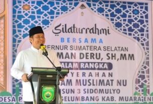 Gubernur Sumsel Kunjungi Kabupaten Muara Enim dan Berikan Bantuan Baju Kepada Muslimat NU