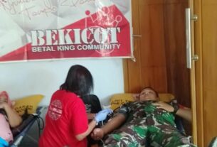 Guna Membantu Ketersediaan Stok Darah, Babinsa Nguntoronadi Donorkan Darah