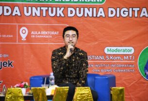 Karnaval IT Season X Dibuka, Himsi IIB Darmajaya Gelar Seminar Nasional Hadirkan Gojek Lampung