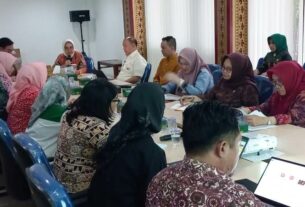 Ketua Dekranasda Lampung Riana Sari Arinal Pimpin Rapat Persiapan Lampung Craft 2023