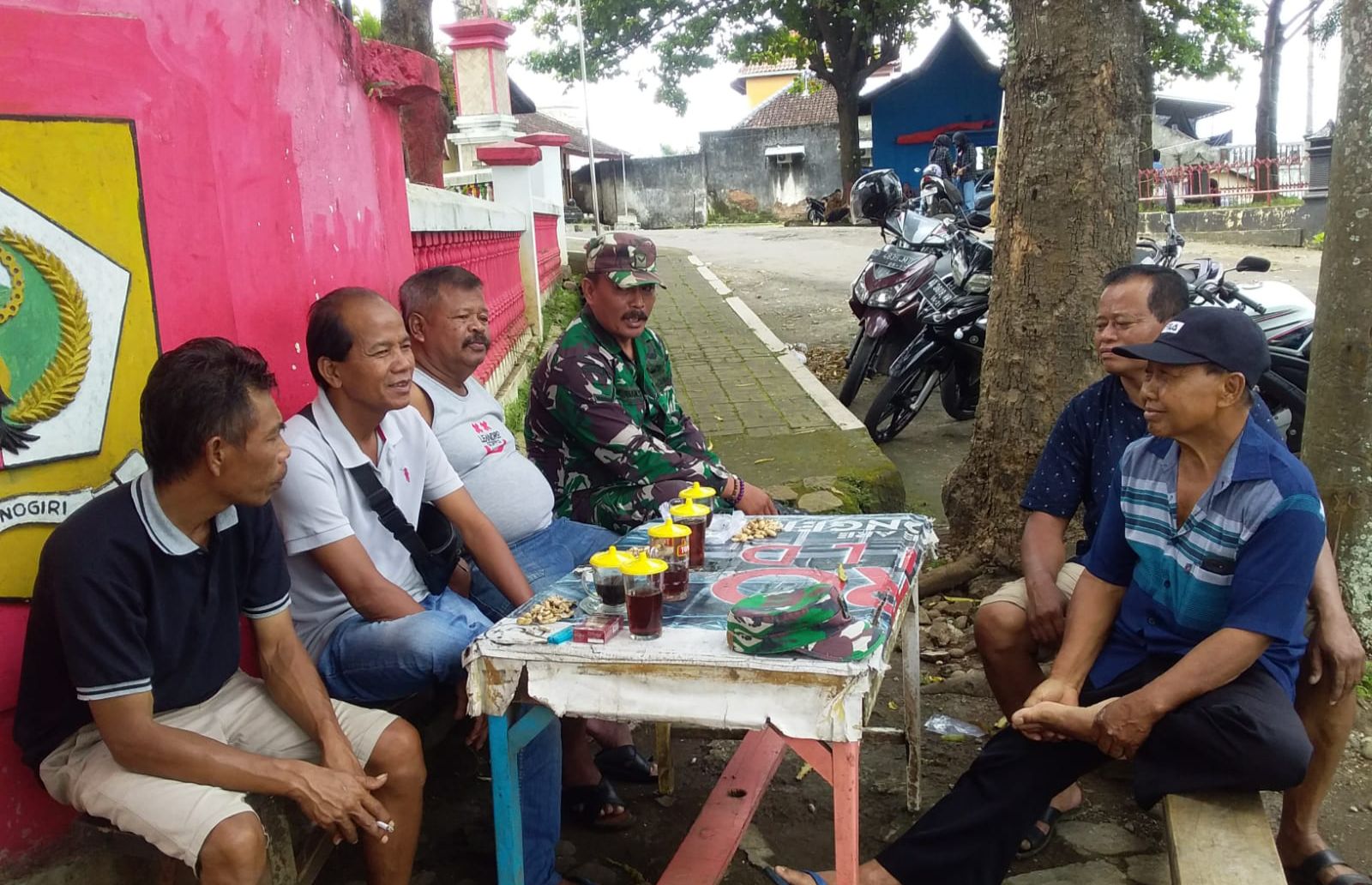 Komsos, Media Babinsa Pererat Kemanunggalan TNI-Rakyat