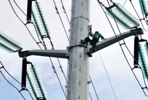 PLN Rampungkan Transmisi Listrik 150 kV Surabaya Selatan-Kalisari, TKDN Capai 74,38 Persen