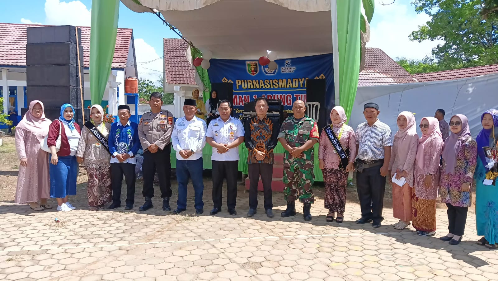 SMAN 1 Abung Timur gelar Purnasismadya, Bunga dan Citra dua siswa lulusan terbaik