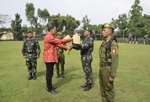 TMMD Reguler Ke-116 Resmi Dibuka, Wakil Walikota Surakarta Serahkan Alat Peralatan Kerja