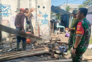 Tinjau Sasaran Fisik, Dansatgas TMMD Reguler Ke-116 Kodim 0735/Surakarta Cek Pengerjaan MCK Umum