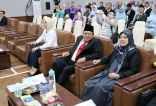 Wagub Chusnunia Hadiri Rapat Senat Luar Biasa Pengambilan Sumpah Dokter Periode I Tahun 2023 Fakultas Kedokteran Universitas Lampung