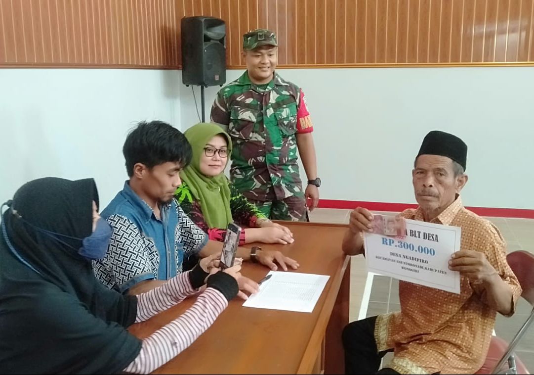 Agar Tepat Sasaran, Ini Yang Dilakukan Babinsa Saat Penyaluran BLT-DD