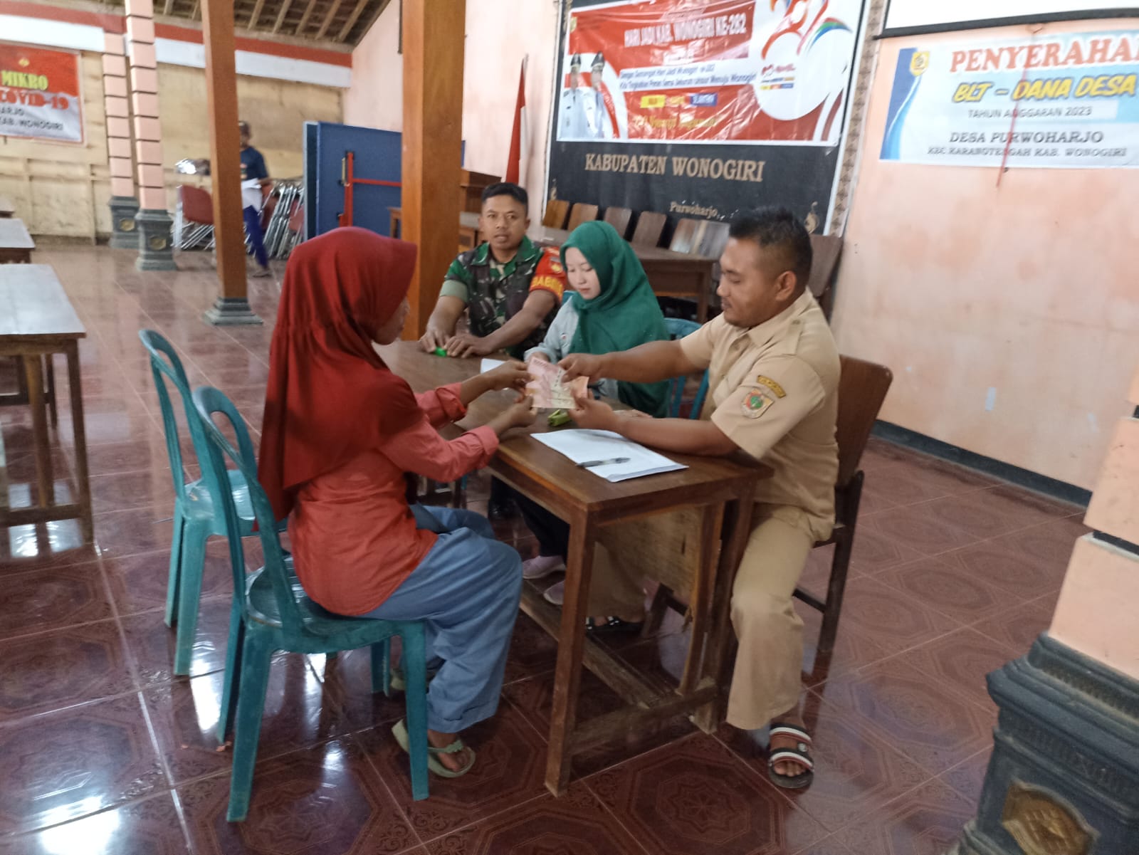 Babinsa Purwoharjo Aktif Di Setiap Kegiatan Bersama Masyarakat, Ternyata Ini Tujuannya
