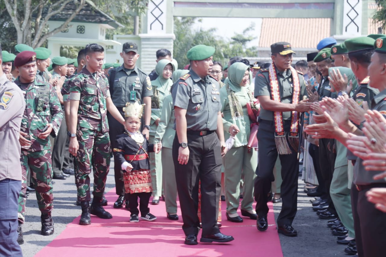 Danrem 043/Garuda Hitam Sambangi Kodim Way Kanan