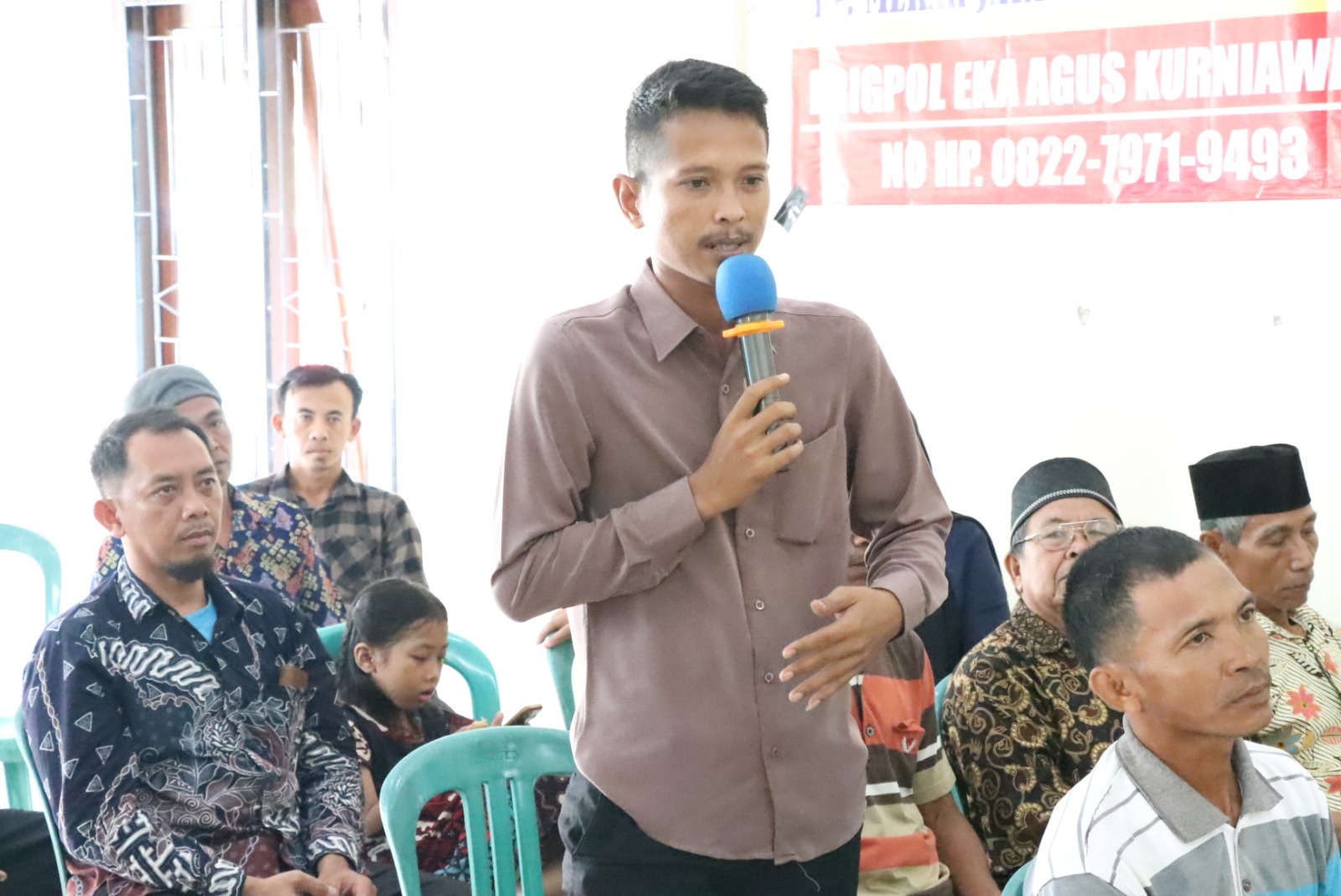 Gelar Jum'at Curhat, Polres Tulang Bawang Tampung Aspirasi Warga Mekar Jaya