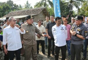 Gubernur Arinal Tinjau Kemajuan Rehabilitasi Jalan Provinsi di Ruas Gedong Tataan-Kedondong, Kabupaten Pesawaran, yang Jadi Prioritas Pembangunan Tahun 2023