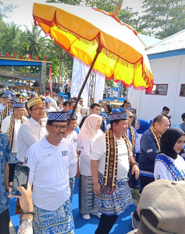 Gubernur Lampung Hadir Pembukaan Krui pro WSL QS5000 di Tanjung setia.