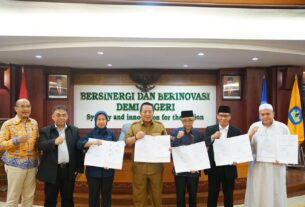 Gubernur Lampung, IIB Darmajaya dan 4 PTN-PTS Tanda Tangani MoU KKN Siger Berjaya