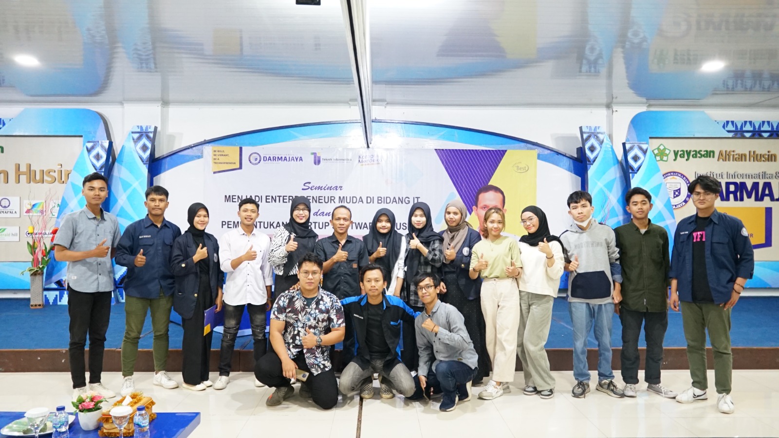 Hadirkan Alumni Sukses, Prodi TI IIB Darmajaya Gelar Seminar menjadi Entrepreneur Muda Bidang IT & Pembentukan Startup Software Host IT