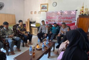 Jum’at Curhat, Polres Way Kanan Sambangi Ponpes Bahrul Ulum