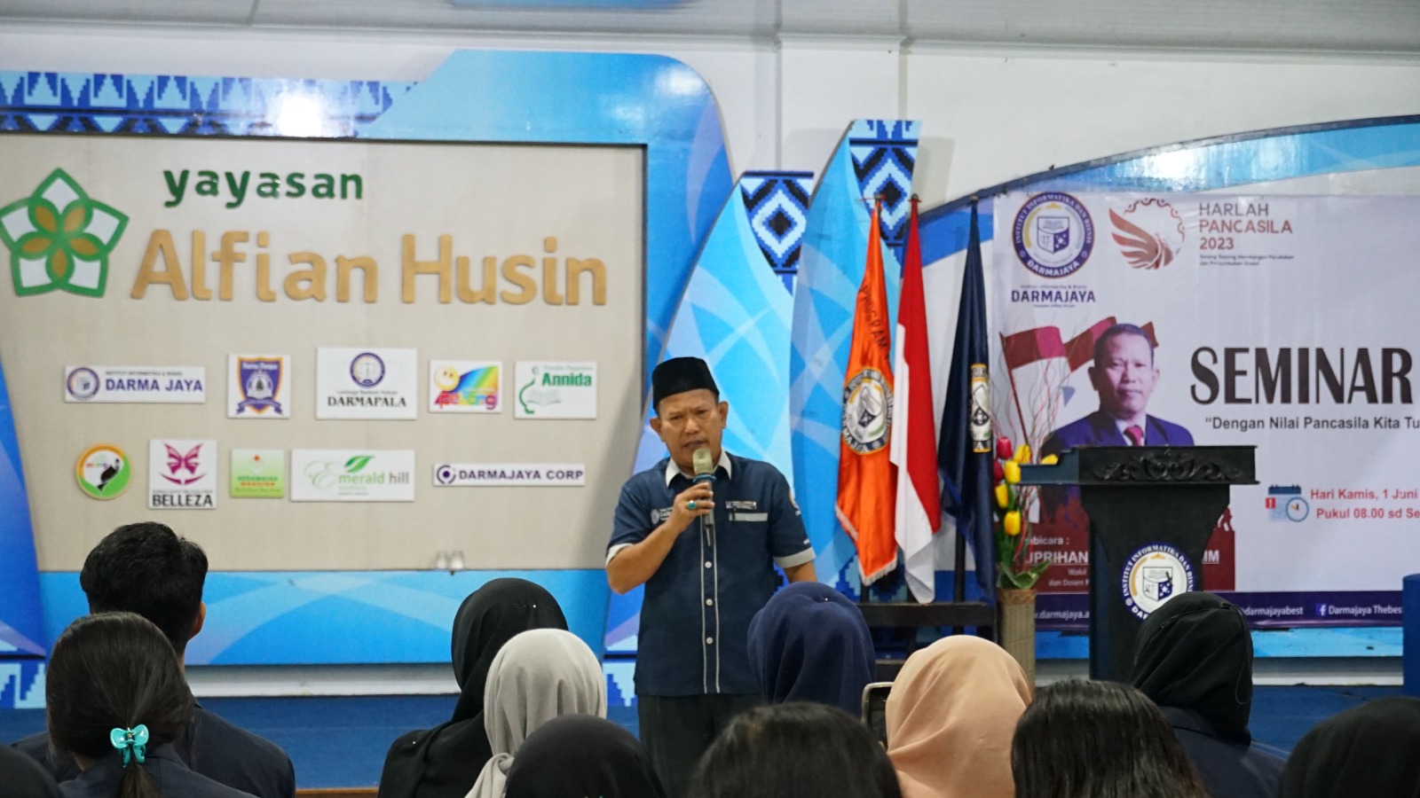 Memperingati Hari Lahir Pancasila, IIB Darmajaya Gelar Seminar