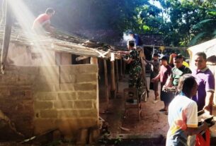 TNI Manunggal Bersama Rakyat, Koramil 17/Sidoharjo Gotong Royong Bedah Rumah Warga
