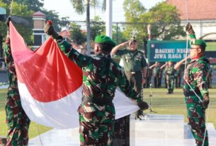 Upacara Setiap Senin Guna Menumbuhkan Jiwa Patriotisme Prajurit