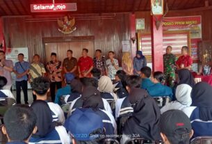 110 Mahasiswa Undip Akan Melaksanakan KKN Di Ngadirojo, Pelda Heribertus Hadiri Penyerahan Mahasiswa
