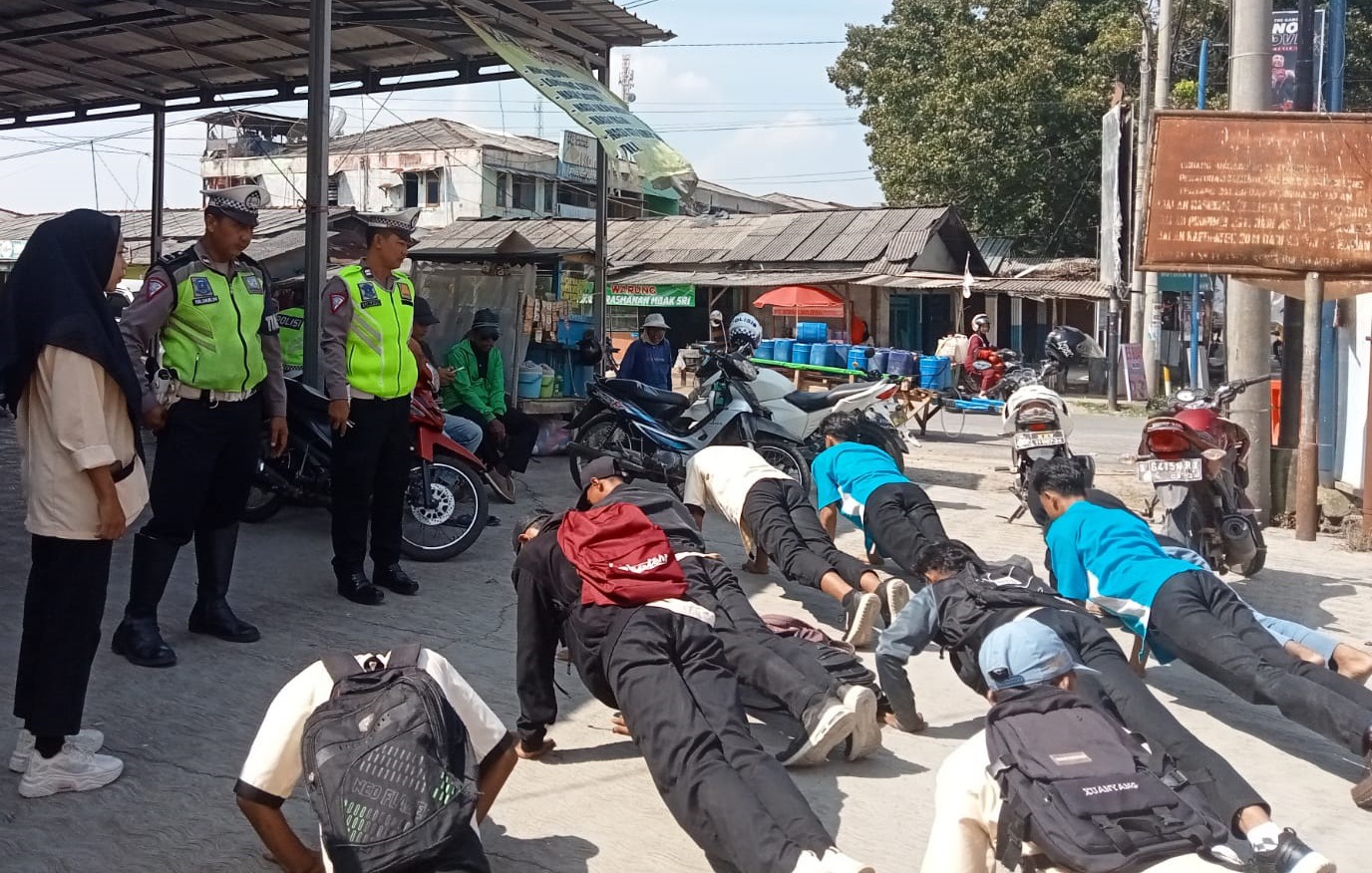 12 Pelajar SMA Diberikan Imbauan dan Penindakan Oleh Sat Lantas Polres Tulang Bawang