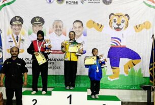 Atlet Wushu Way Kanan Ratu Isyata Kathya Rekha meraih 2 Emas