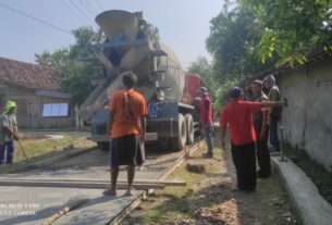 Budayakan Gotong Royong di Tengah Masyarakat