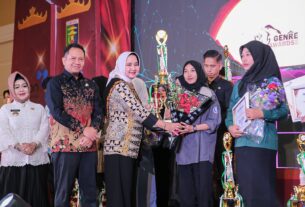 Bunda GenRe Lampung Riana Sari Arinal Buka Grand Final GenRe Awards Tahun 2023