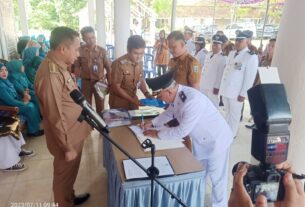 Camat Barusman Pimpin Sertijab Delapan PJ Kakam di Kecamatan Umpu Semenguk Kepada Kakam Definitif