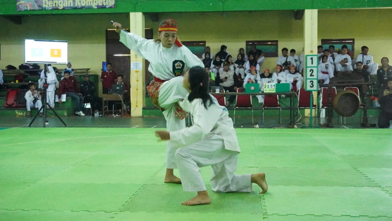 Dandim 0726/Sukoharjo buka Kejuaraan Pencak Silat Perisai Diri Dandim Cup Tahun 2023