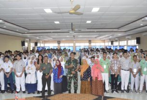 Dandim 0735/Surakarta Berikan Materi Wawasan Kebangsaan di SMA N 4 Surakarta, Ini Tujuannya