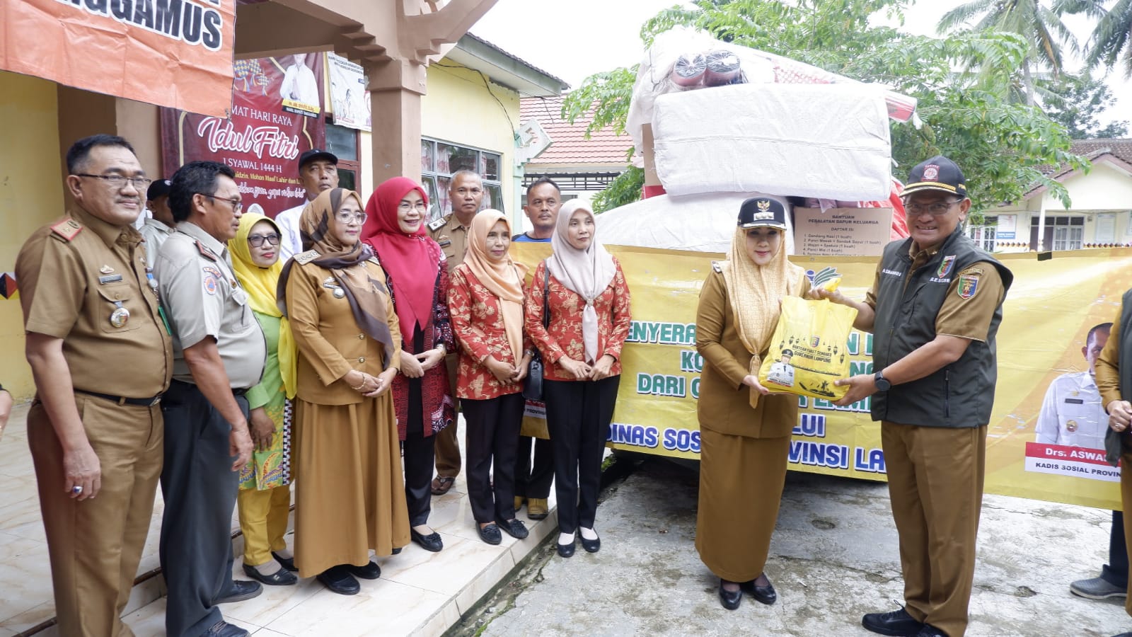 Gubernur Arinal Sampaikan Salam Turut Prihatin atas Musibah Banjir Bandang Tanggamus, Beri Bantuan Sembako dan Buffer Stock