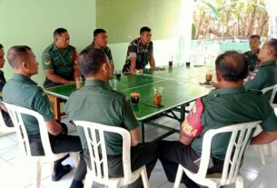Jam Komandan, Danramil Gondang Berikan Penekanan Kepada Anggotanya