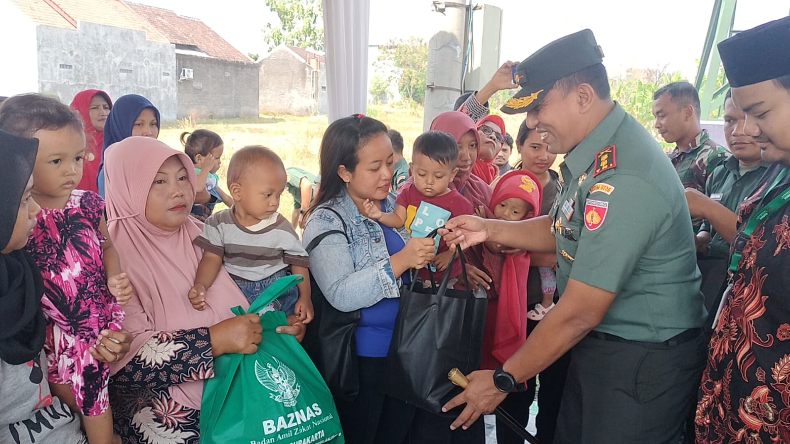 Peresmian Fasilitas Air Bersih Program TNI AD Manunggal Air Tahun 2023 Dan Pencanangan Percepatan Penurunan Stunting di Wilayah Kodim 0735/Surakarta