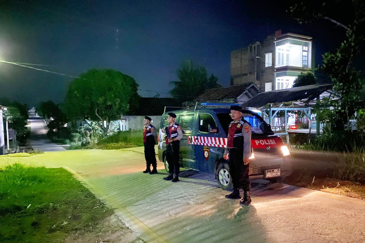 Polres Tulang Bawang Gelar Patroli Perintis Presisi Malam Hari di Pemukiman