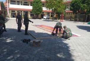 Sinergitas TNI dan Masyarakat, Dalam Rangka Persiapan Upacara Pembukaan TMMD.